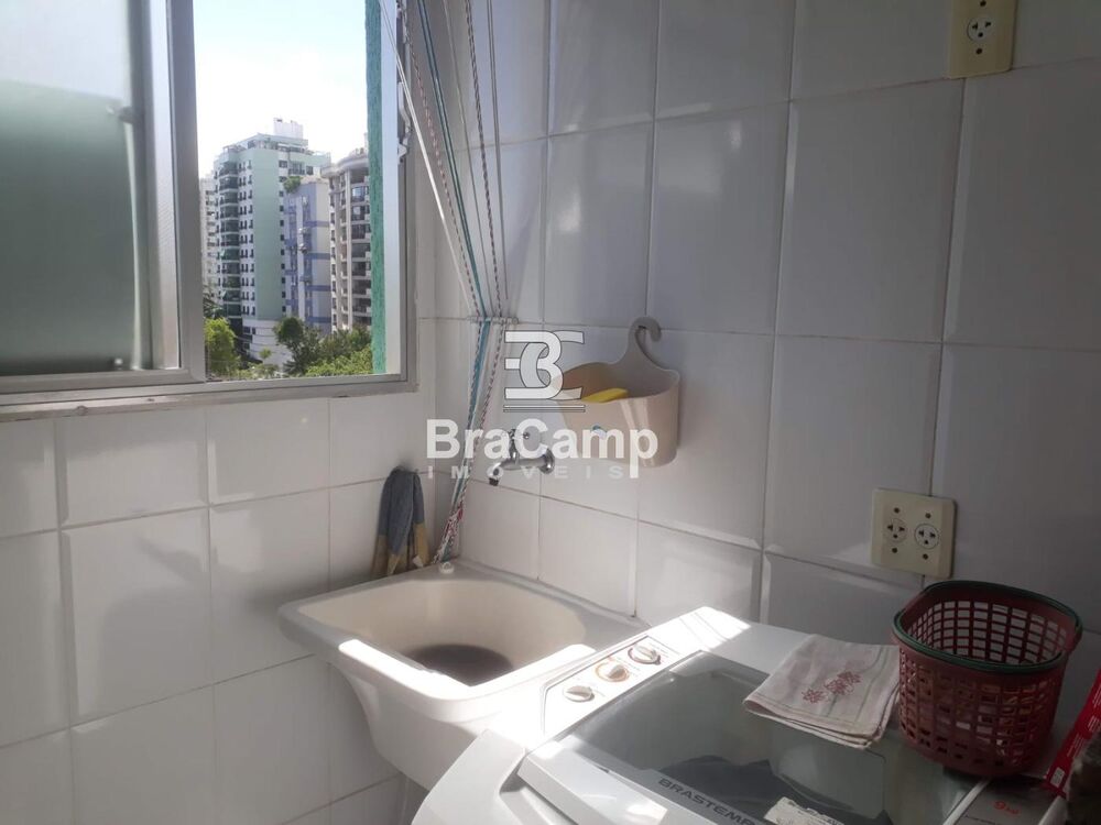 Apartamento à venda com 2 quartos, 75m² - Foto 15