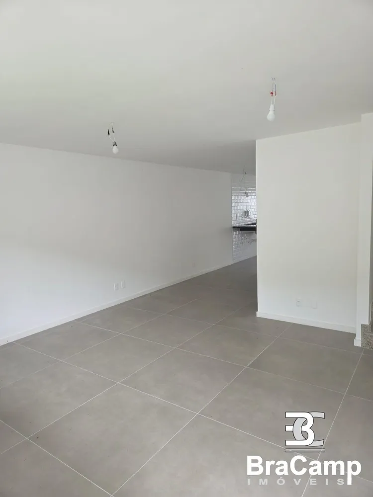 Casa, 3 quartos, 158 m² - Foto 2