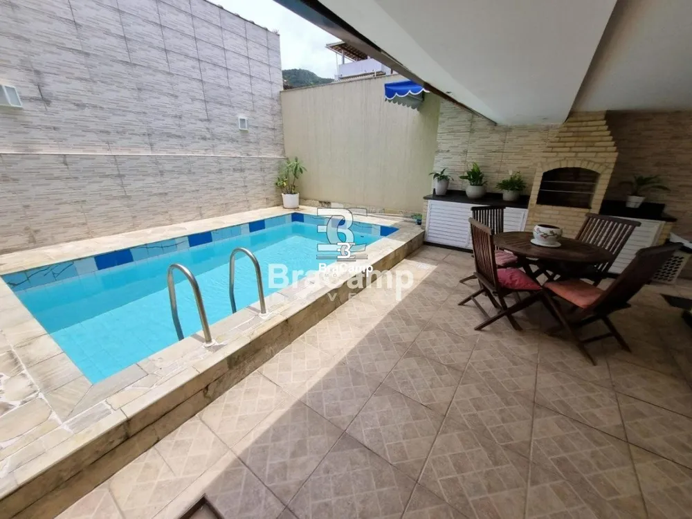 Casa, 4 quartos, 225 m² - Foto 3