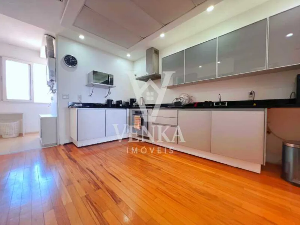Cobertura, 3 quartos, 239 m² - Foto 10