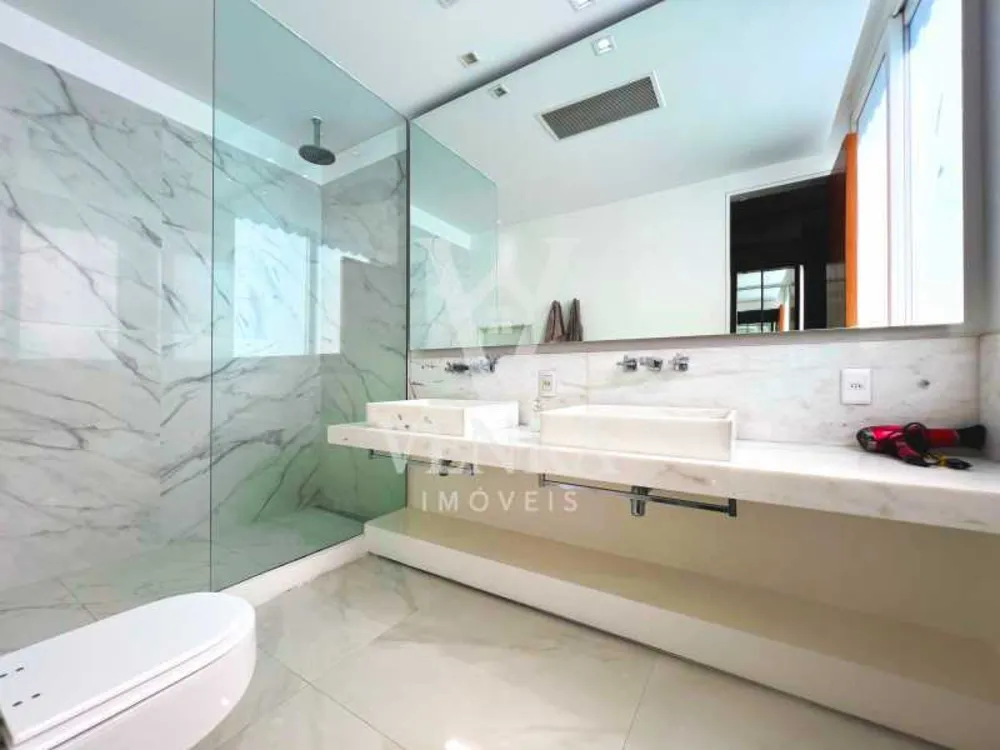 Cobertura, 3 quartos, 239 m² - Foto 16