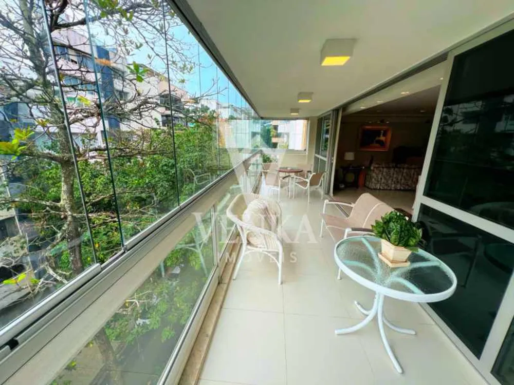 Apartamento, 4 quartos, 250 m² - Foto 1