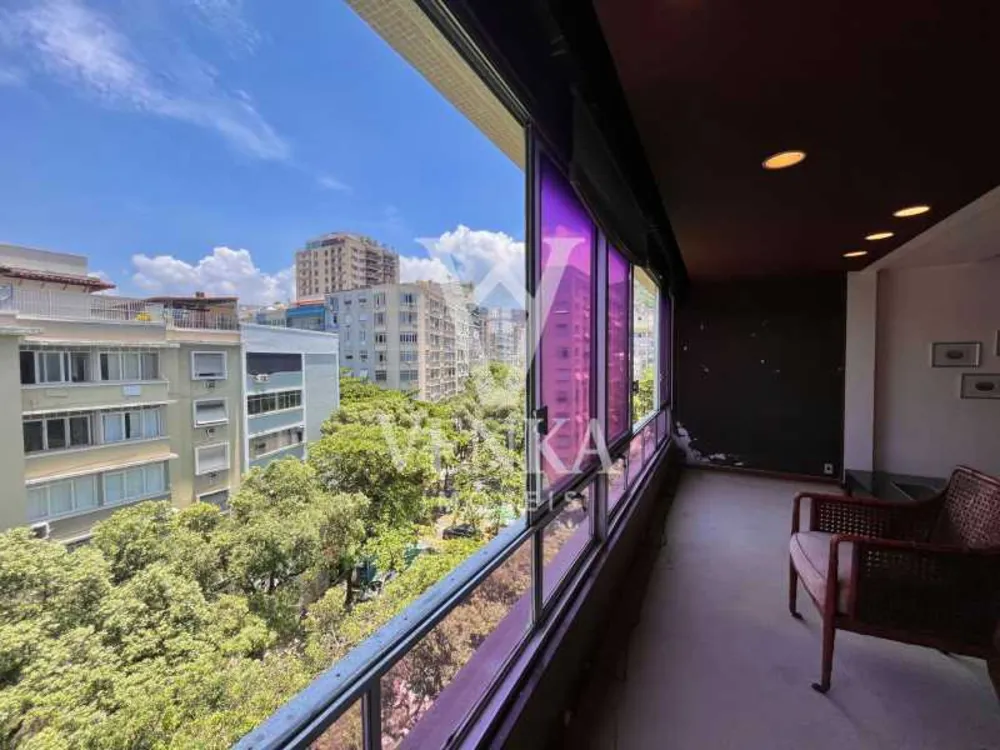 Apartamento, 3 quartos, 180 m² - Foto 1