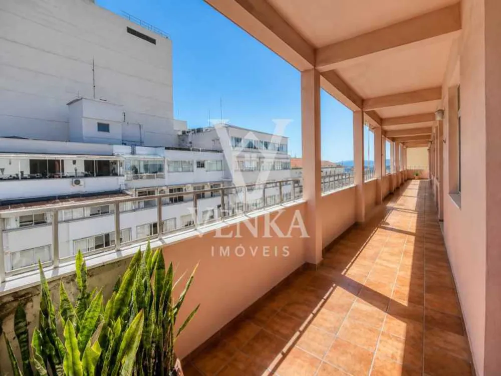 Cobertura, 3 quartos, 271 m² - Foto 1