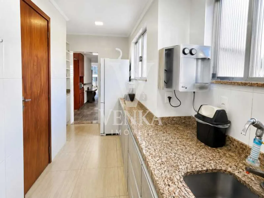Cobertura, 3 quartos, 210 m² - Foto 13