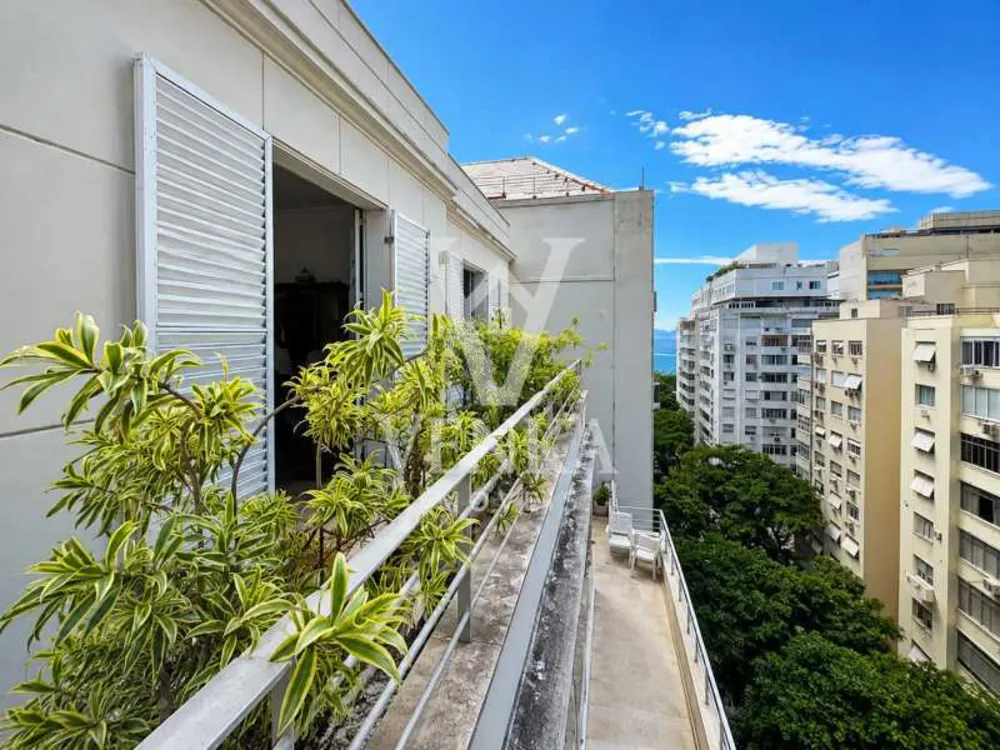 Cobertura, 3 quartos, 210 m² - Foto 3