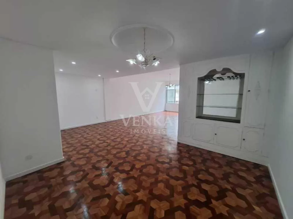 Apartamento, 3 quartos, 160 m² - Foto 2