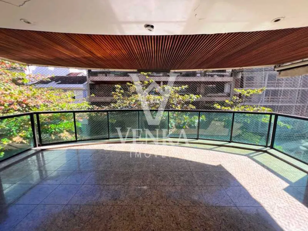 Apartamento, 3 quartos, 210 m² - Foto 2