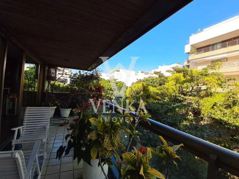 Apartamento, 3 quartos, 200 m² - Foto 4