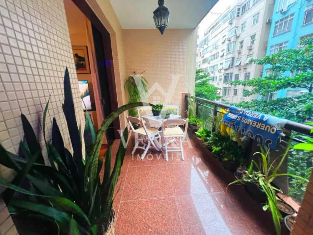 Apartamento, 3 quartos, 200 m² - Foto 1