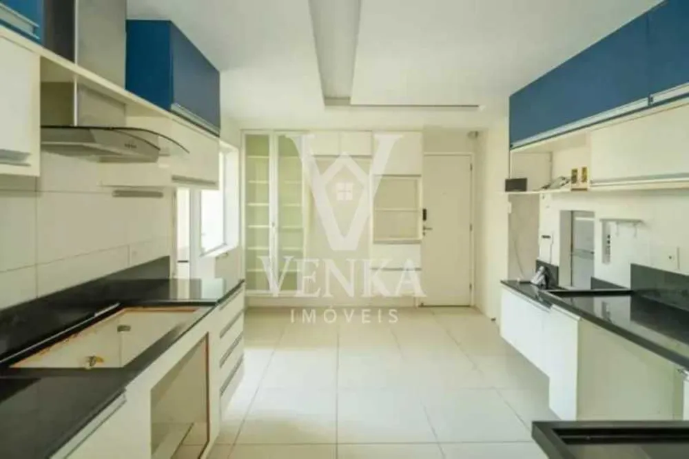Apartamento, 3 quartos, 250 m² - Foto 2