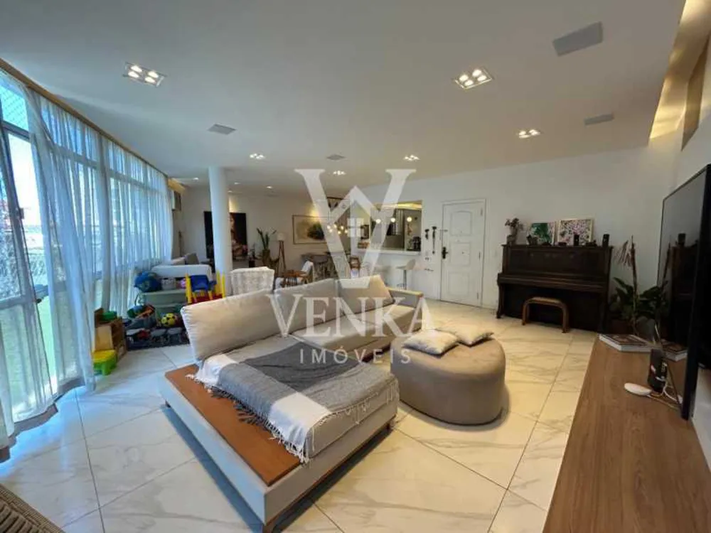 Apartamento, 3 quartos, 201 m² - Foto 1