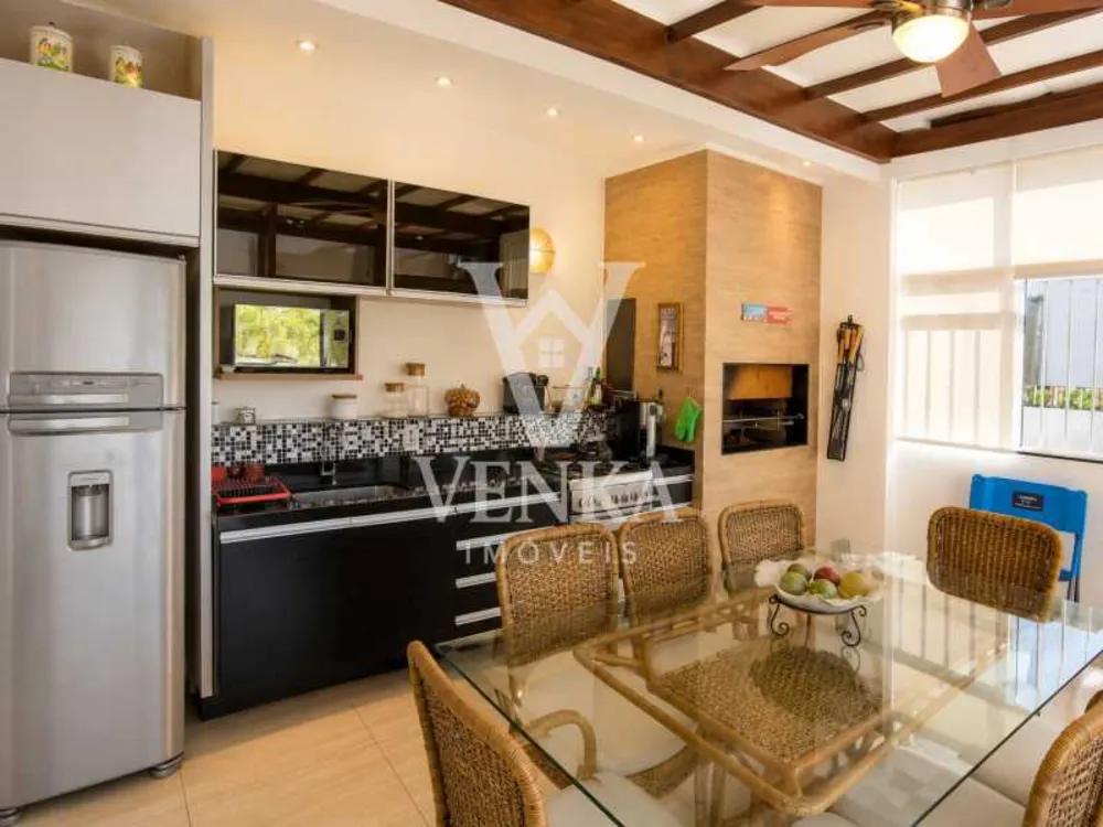 Cobertura, 3 quartos, 210 m² - Foto 4