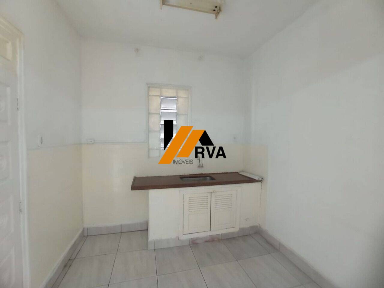 Casa à venda com 2 quartos, 230m² - Foto 22