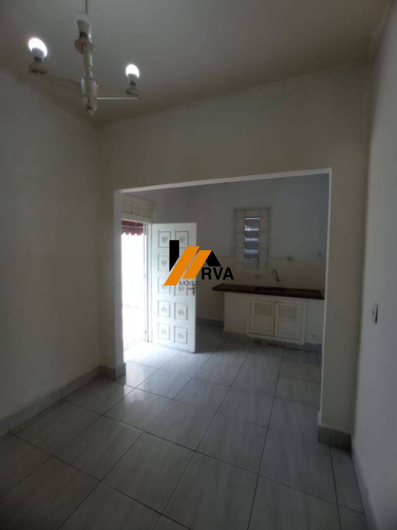 Casa à venda com 2 quartos, 230m² - Foto 19