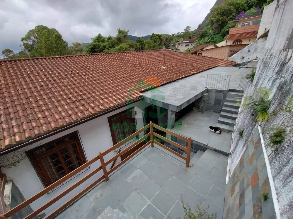 Casa, 3 quartos, 131 m² - Foto 2
