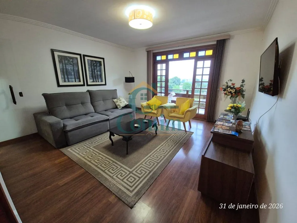 Casa, 3 quartos, 131 m² - Foto 1