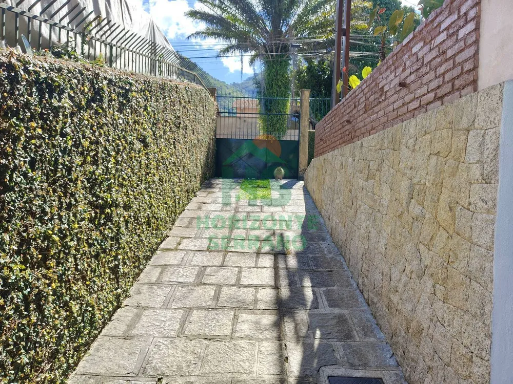 Casa, 5 quartos, 245 m² - Foto 2