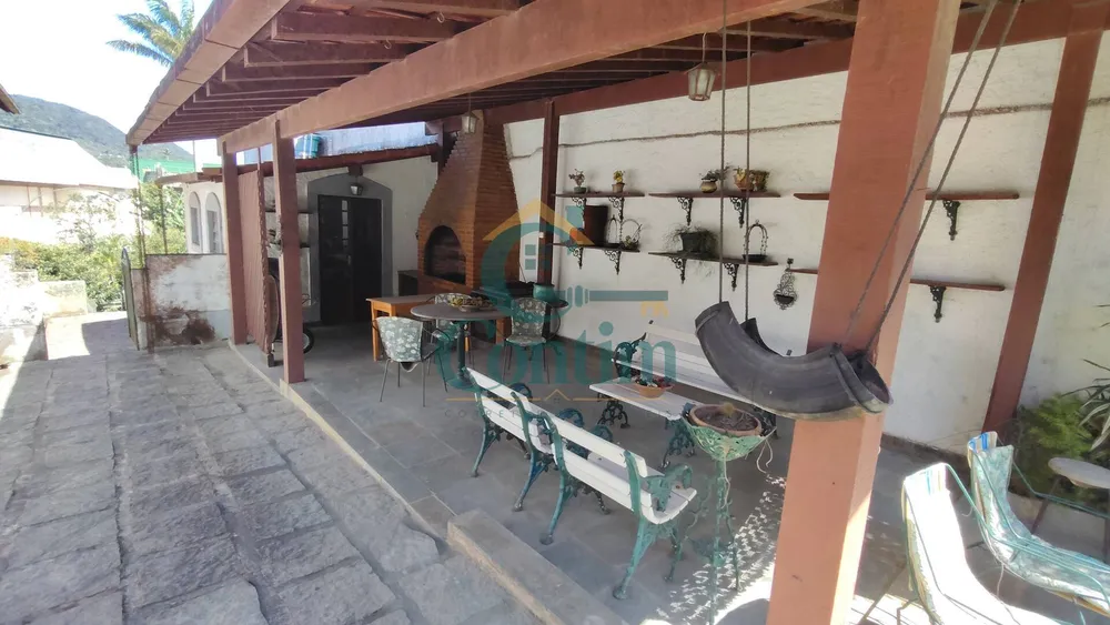 Casa, 4 quartos, 289 m² - Foto 2