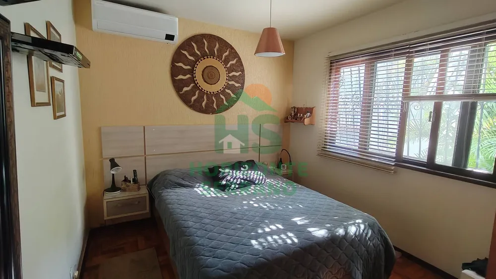 Casa, 4 quartos, 179 m² - Foto 1