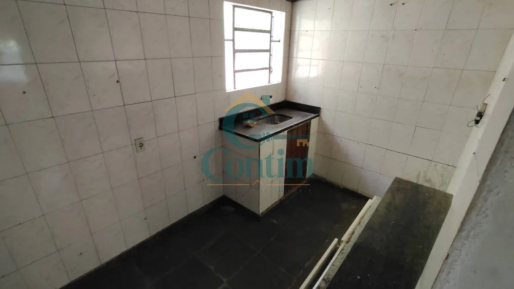Casa, 6 quartos, 328 m² - Foto 11