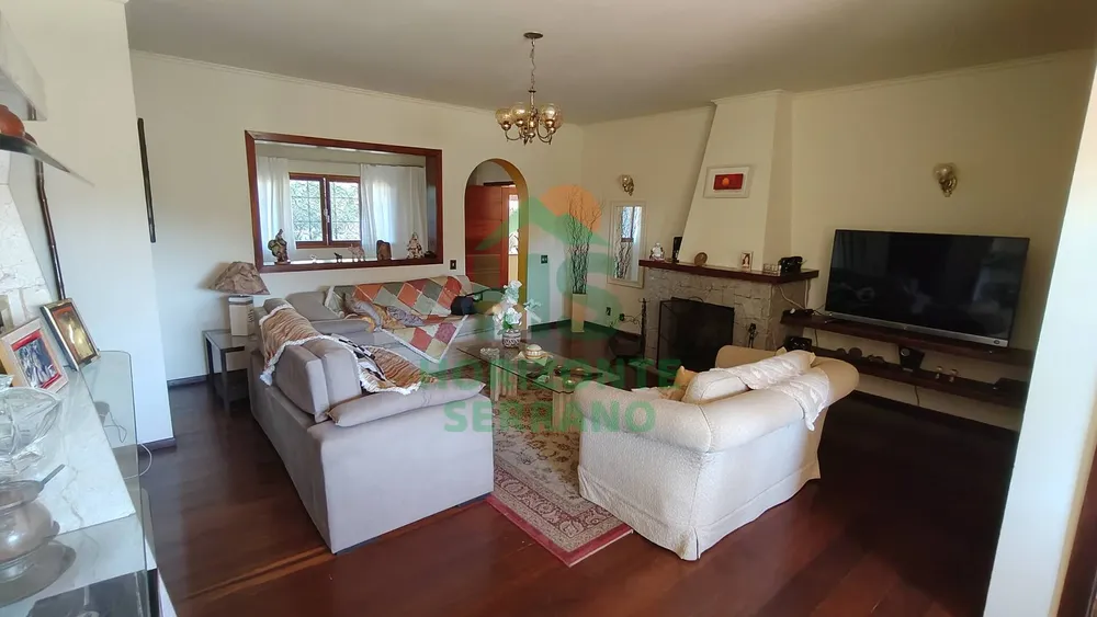 Casa, 7 quartos, 213 m² - Foto 1