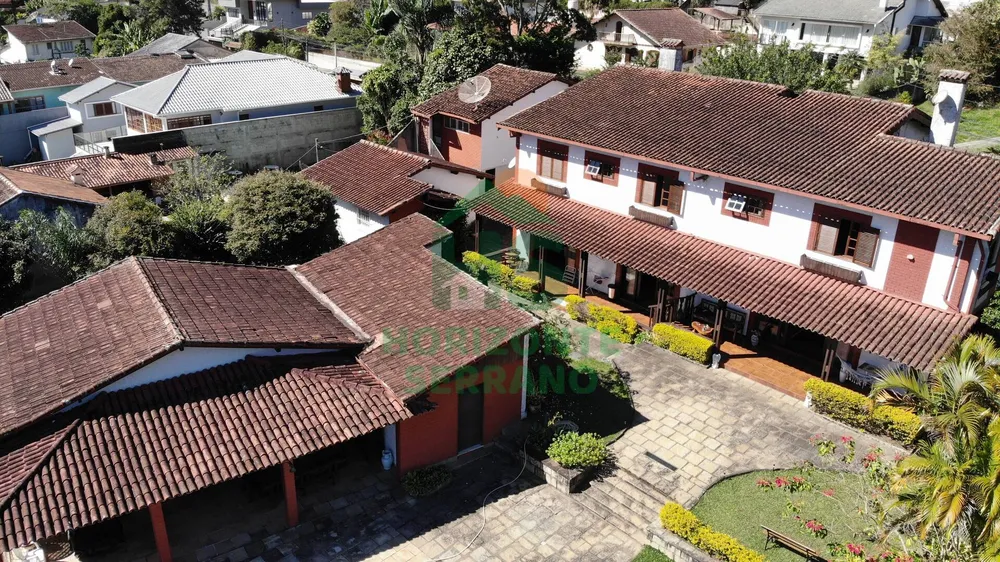 Casa, 10 quartos, 576 m² - Foto 4
