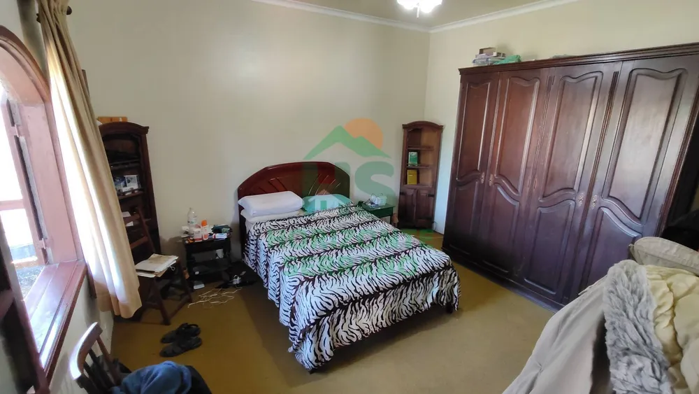 Casa, 4 quartos, 289 m² - Foto 2