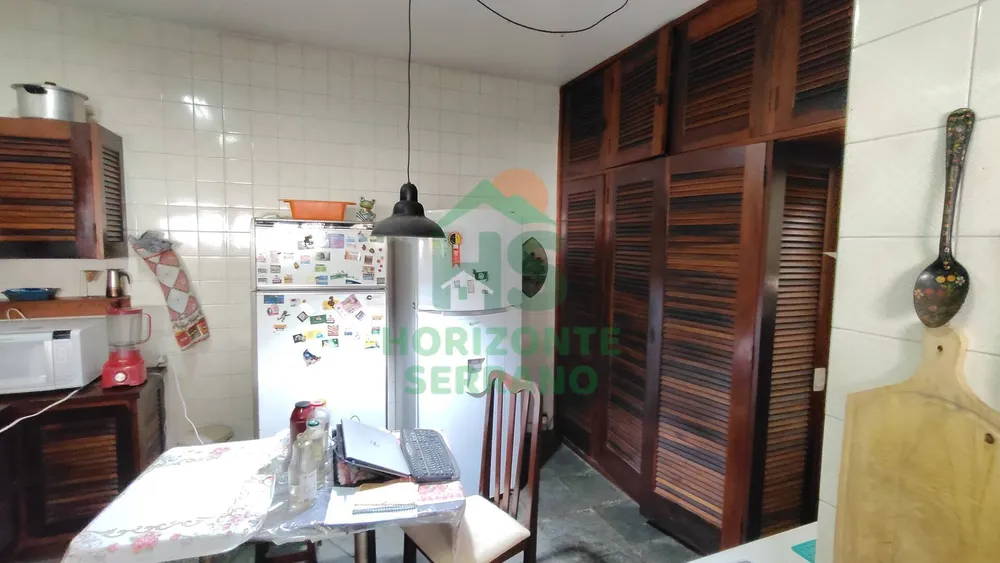 Casa, 4 quartos, 289 m² - Foto 1