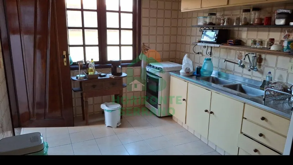 Casa, 3 quartos, 239 m² - Foto 4