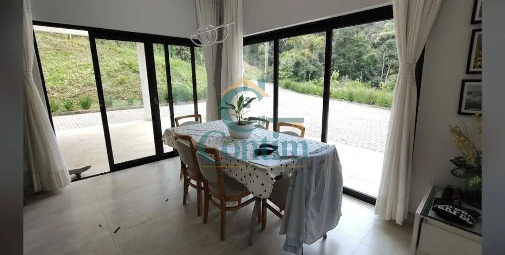 Casa, 3 quartos, 198 m² - Foto 4