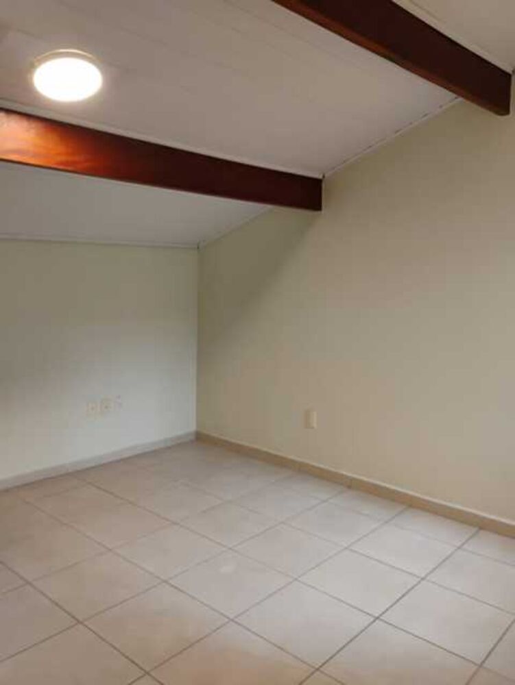 Casa, 3 quartos, 250 m² - Foto 1