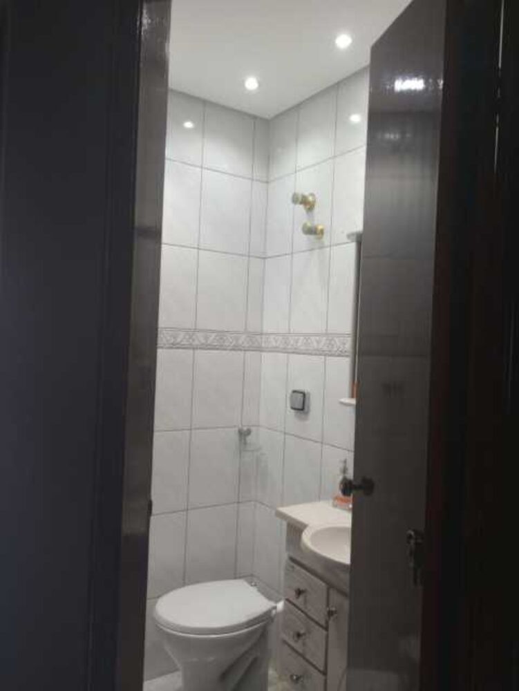 Casa Comercial à venda com 3 quartos, 298m² - Foto 14