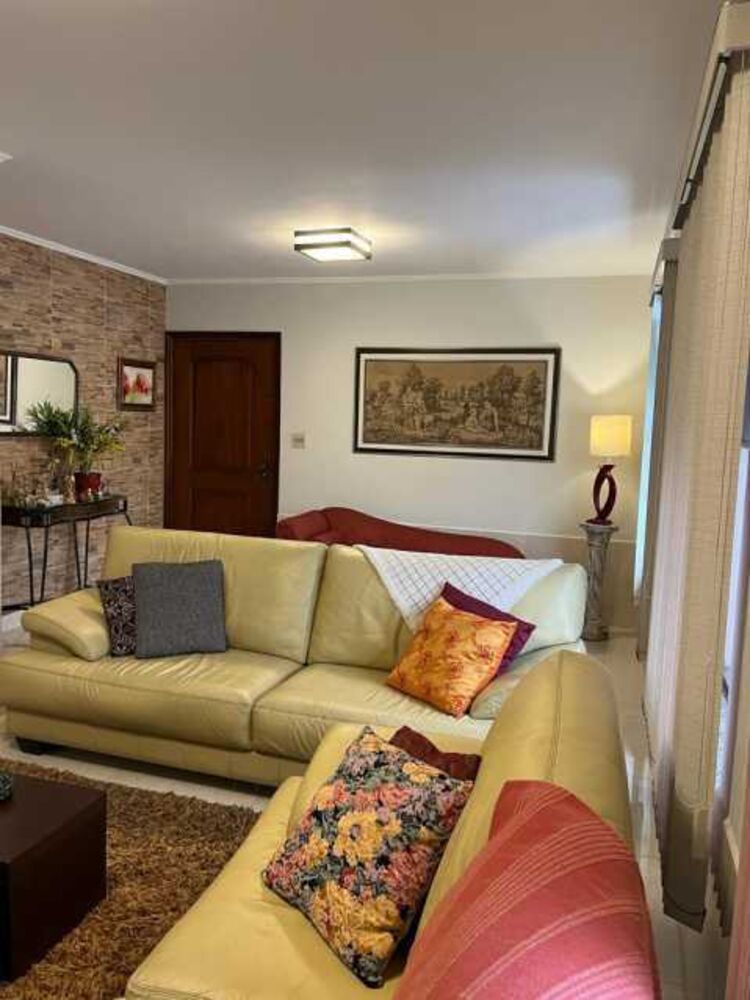 Casa, 2 quartos, 232 m² - Foto 1