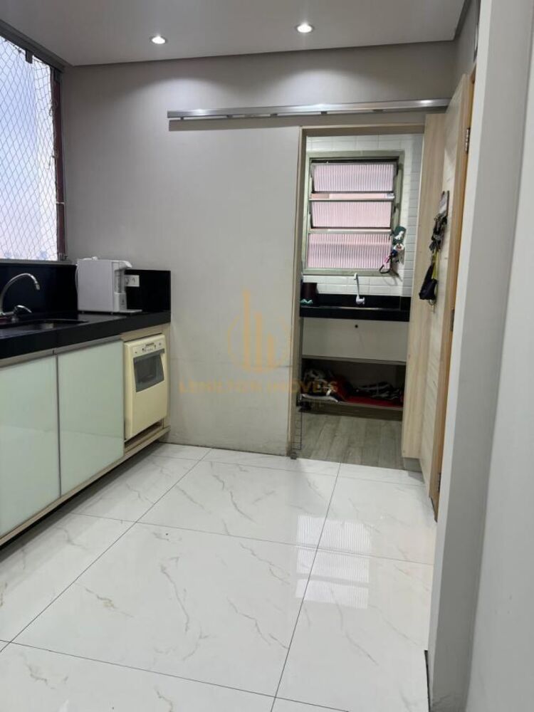 Apartamento à venda com 3 quartos, 122m² - Foto 1