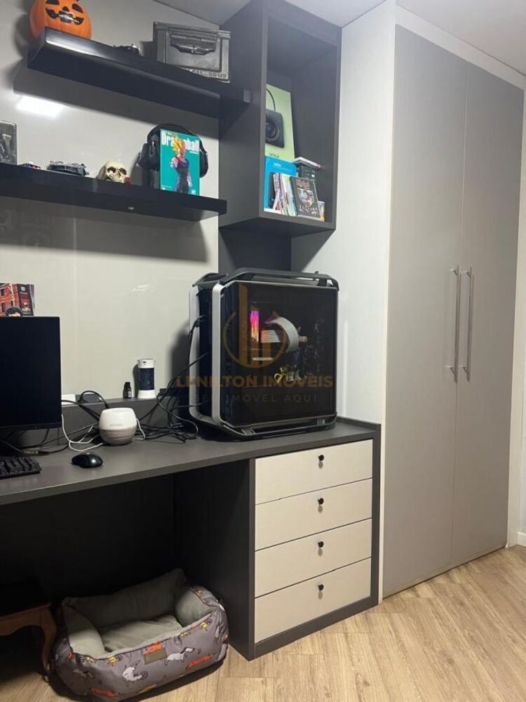 Apartamento à venda com 3 quartos, 122m² - Foto 4