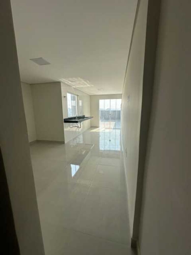Apartamento à venda com 2 quartos, 60m² - Foto 4