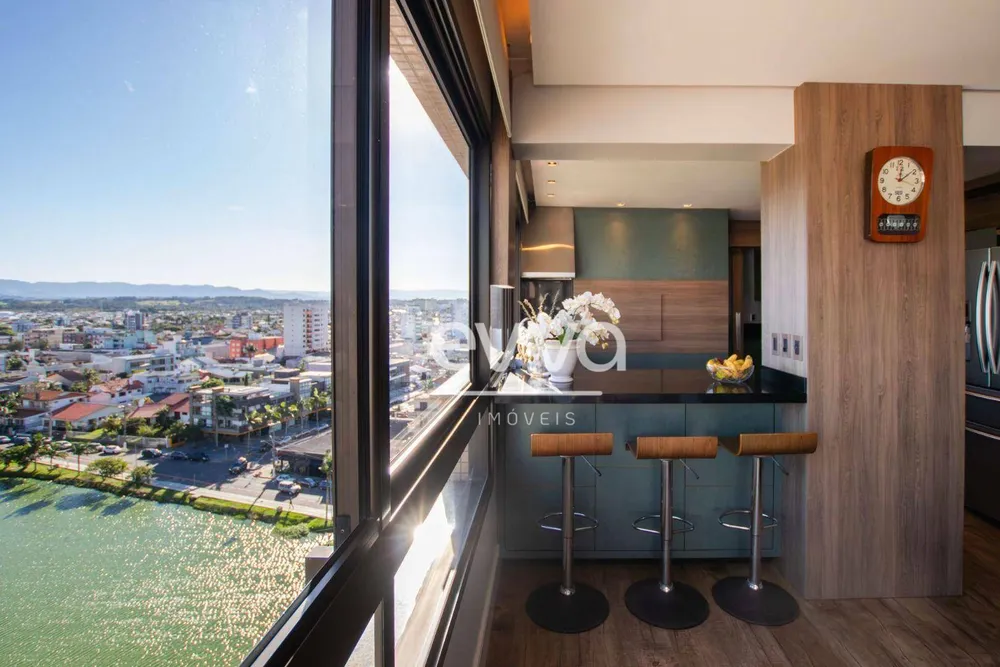 Apartamento, 3 quartos, 123 m² - Foto 2