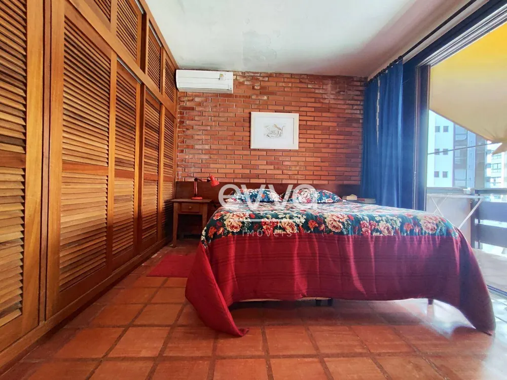 Cobertura, 3 quartos, 241 m² - Foto 3