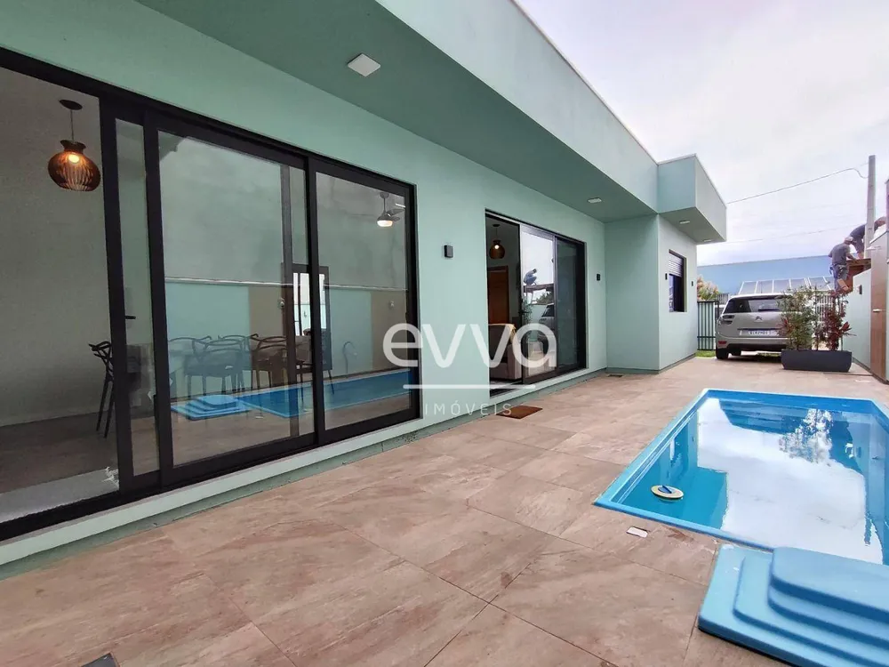 Casa, 3 quartos, 98 m² - Foto 1