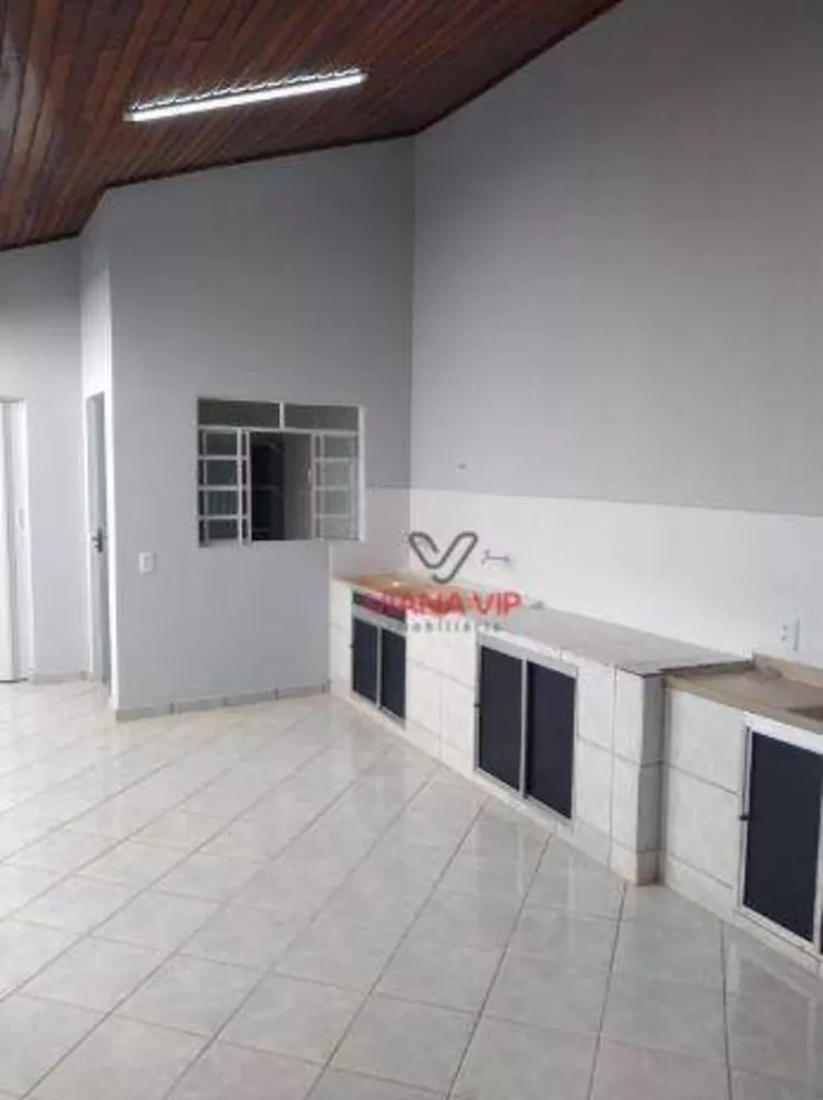 Casa, 3 quartos, 195 m² - Foto 1