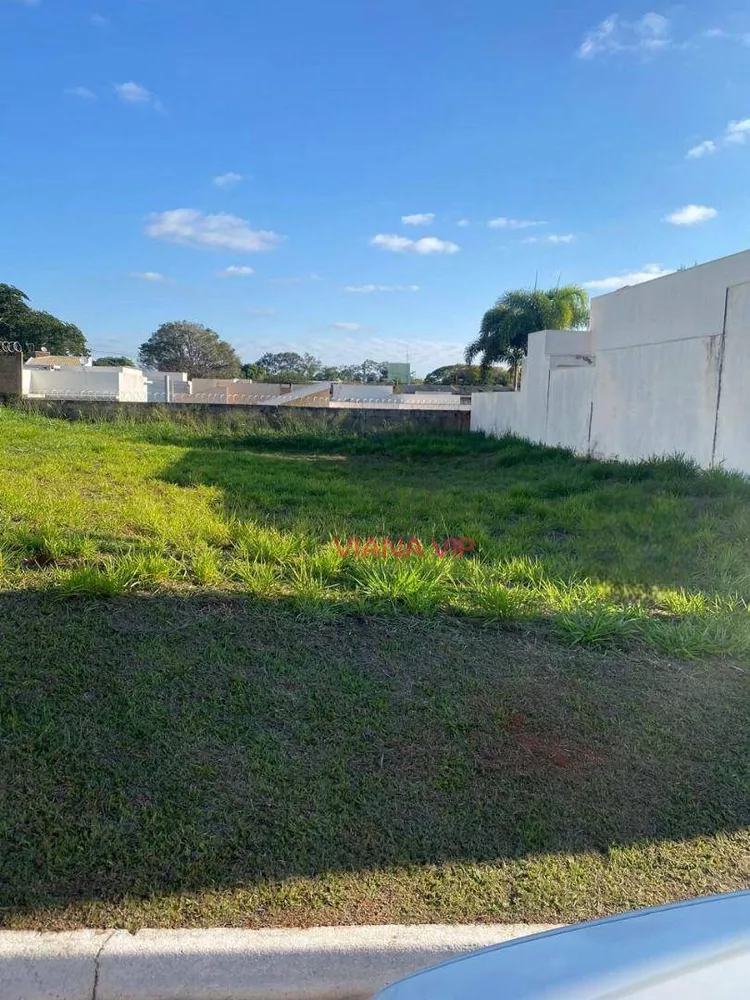 Loteamento e Condomínio, 345 m² - Foto 1