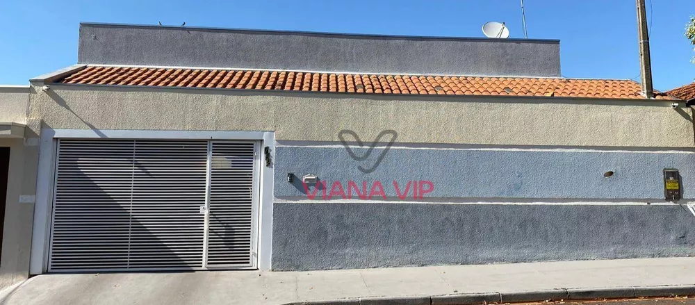 Casa, 3 quartos, 220 m² - Foto 1