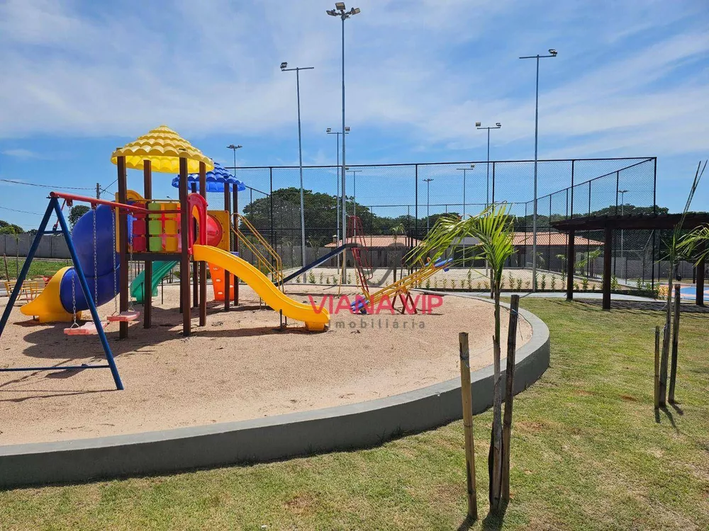 Loteamento e Condomínio, 200 m² - Foto 1