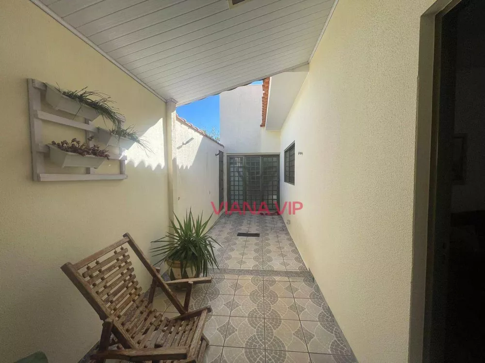 Casa, 3 quartos, 210 m² - Foto 2