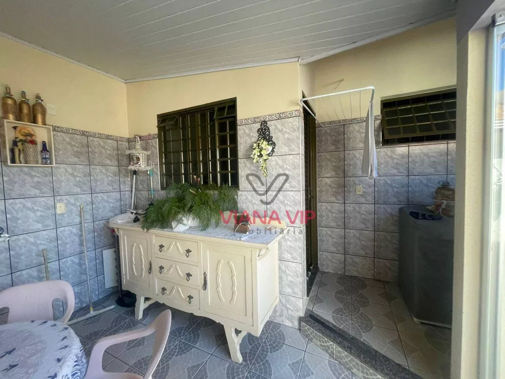 Casa, 3 quartos, 210 m² - Foto 1