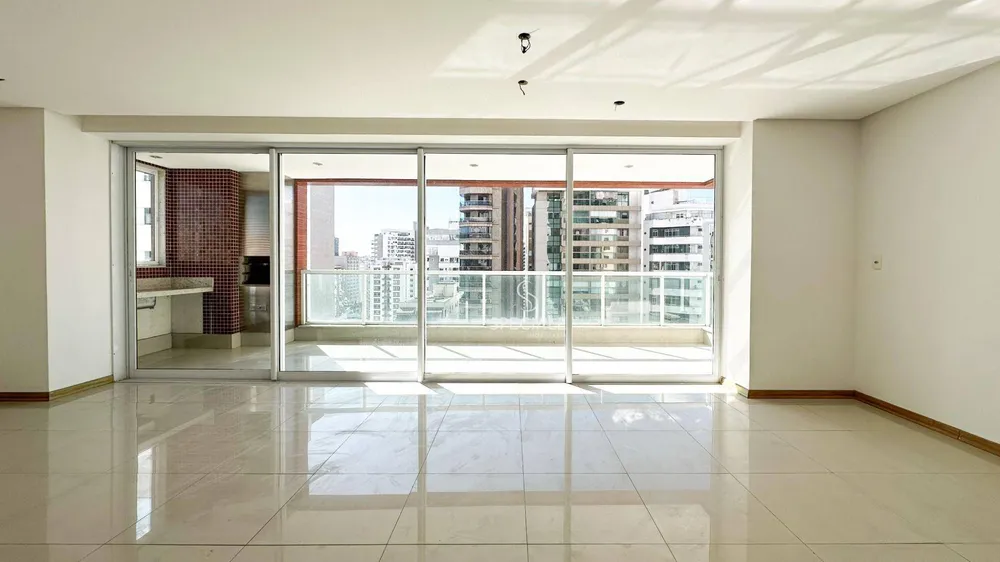 Apartamento, 4 quartos, 250 m² - Foto 2