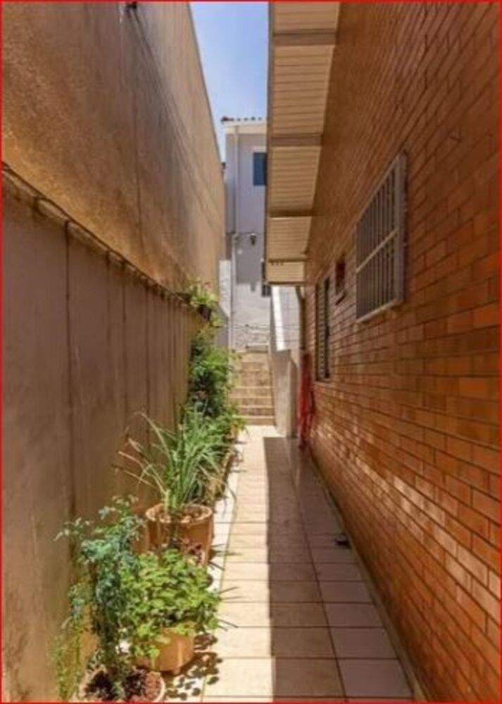 Casa, 5 quartos, 210 m² - Foto 2