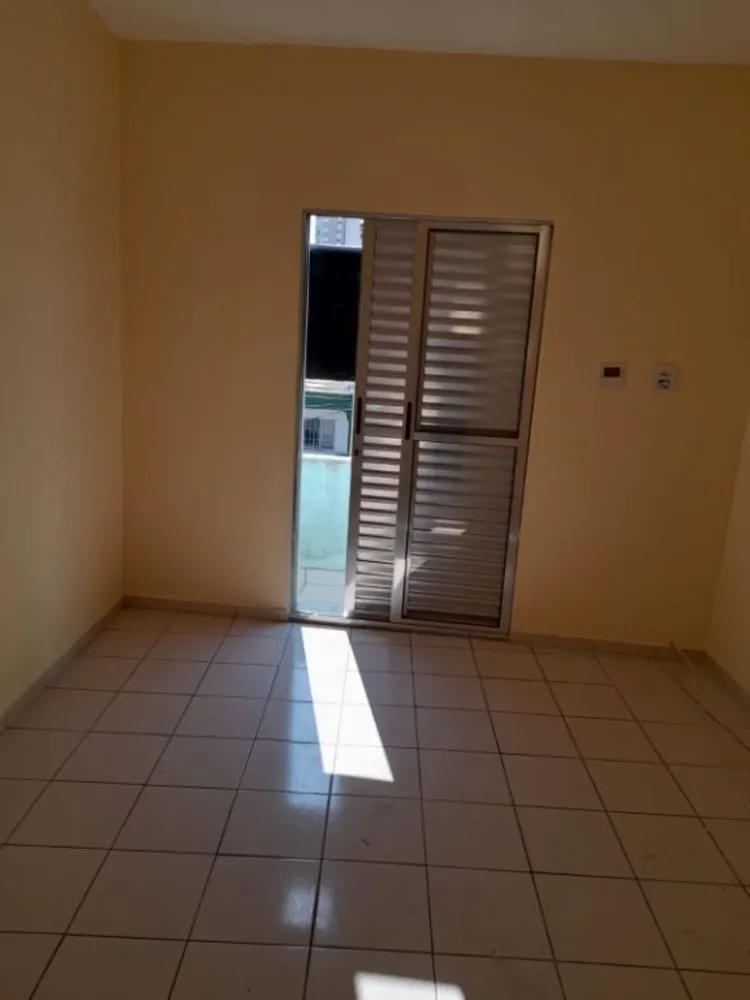 Casa, 1 quarto, 73 m² - Foto 2