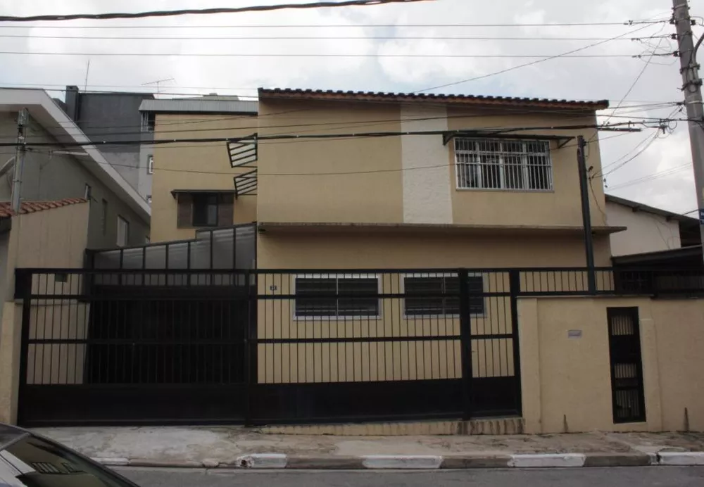 Sobrado à venda com 3 quartos, 209m² - Foto 2